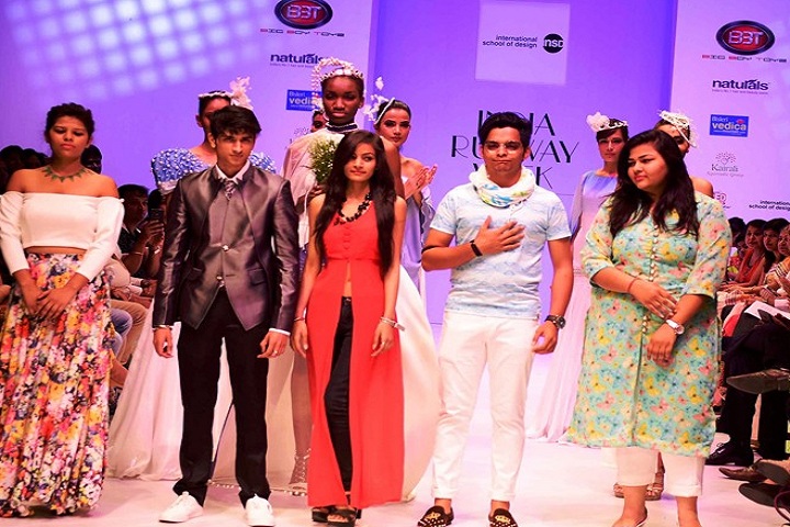 https://cache.careers360.mobi/media/colleges/social-media/media-gallery/40461/2021/9/18/Fashion Show of International School of Design Belapur Navi Mumbai_Others.jpg